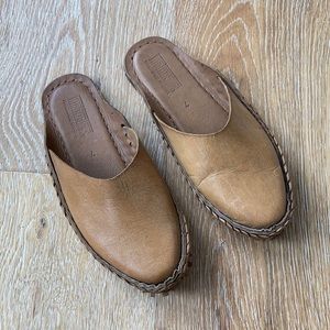 Mohinders Natural Leather Slides Size 7